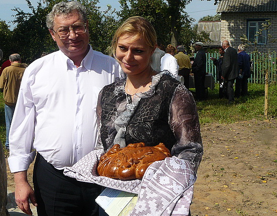 Дубровно, евреи, Козьяны, семья Меклер, памятник, дубровенский район, память, Великая Отечественная война, геноцид